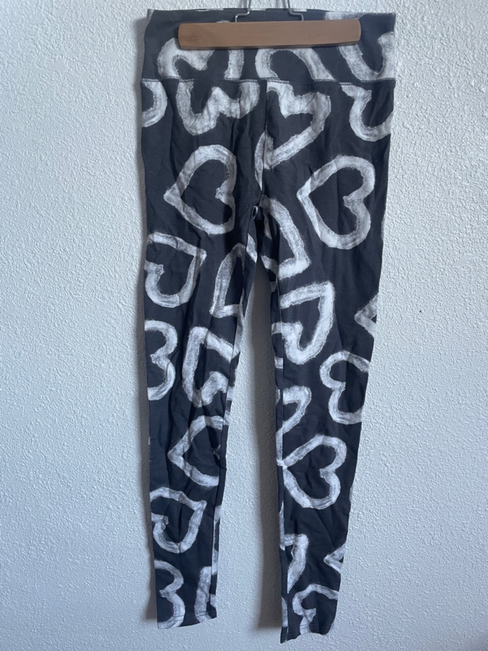 Gray Leggings with White Heart Print